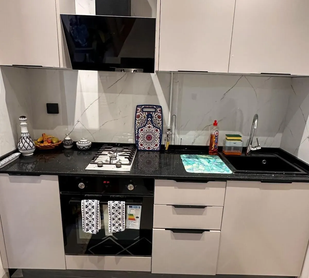 Confort & Charme A La Tunisienne Au Centre-Ville 0*, Tunis